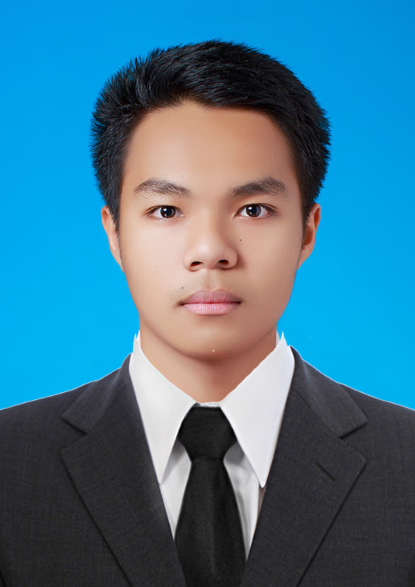 นายต้นน้ำ แสนเสนา 